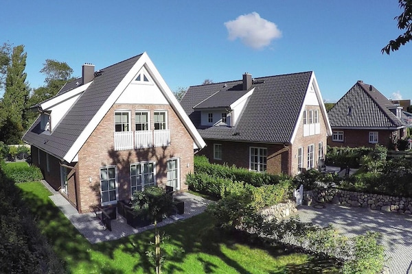 Luxe appartement aan de golfbaan, 400m van het strand in Wyk auf Föhr - thumbnail 1