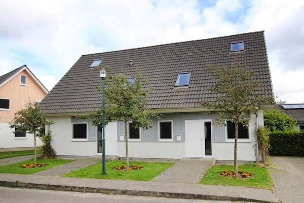 12-persoons vakantiehuis in Mirow nabij het meer · 12 pers. - thumbnail 1