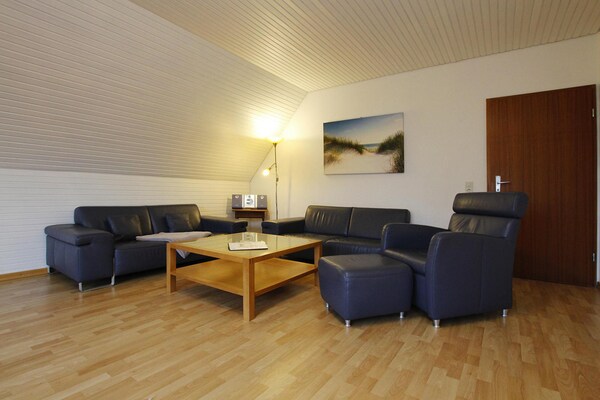 Appartementhaus Helene Wohnung 5: Licht appartement met golfbaan in Westerland - thumbnail 2