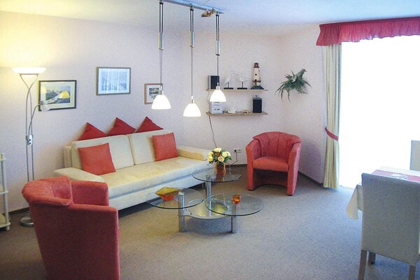 Appartement vlakbij de Noordzee met zwembad en sauna in Cuxhaven-Döse - thumbnail 3