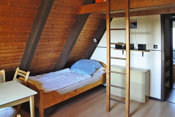 Knus Nurdachhaus in Burhave, 300m van zee en strand - thumbnail 4