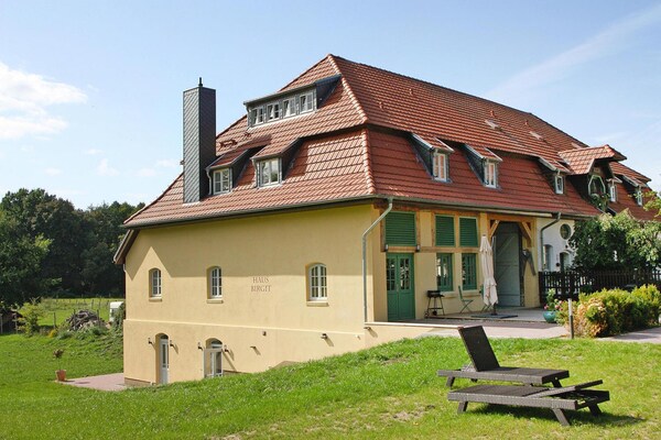 Villa Birgit: Luxe vakantiehuis voor 8 personen op golfresort bij Schwerin - thumbnail 6