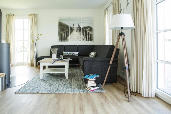 Aan het meer: Luxe vakantiehuis met rieten dak in Fuhlendorf · 105 m² - thumbnail 3