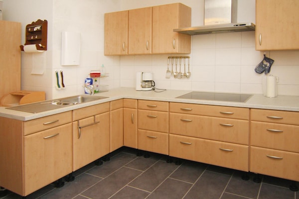 XXL vakantiehuis aan het Werbellinmeer met eigen steiger en 300m² ruimte - thumbnail 6