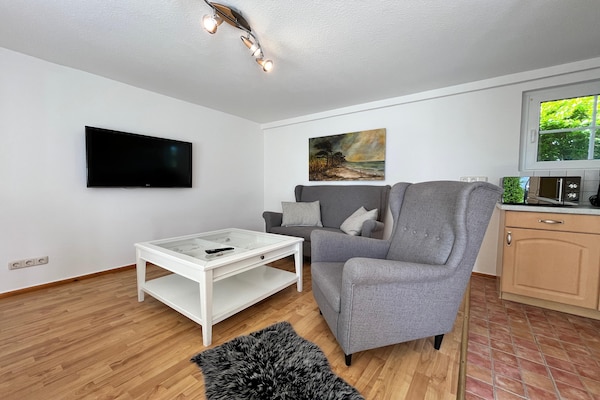 Op 650 m van het meer: Sfeervol appartement in Wieck am Darß - thumbnail 4