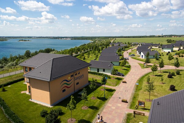 Vrijstaand vakantiehuis met wellness aan de Markkleeberger See - thumbnail 5