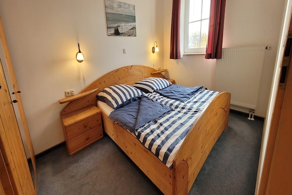 4-persoons appartement aan zee in Orth met uitzicht op de haven - thumbnail 5