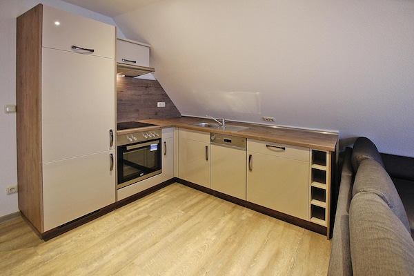 Modern appartement aan de Krakower See met vissershaven op 20 meter - thumbnail 4