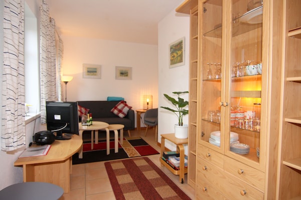 Rustiek appartement bij Breege met tuin, BBQ & WLAN – hond welkom - thumbnail 4