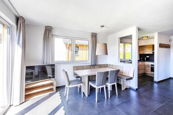 Vrijstaand wellnesshuis met 3 badkamers direct aan thermaalbad Obernsees - thumbnail 6