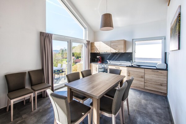 Vrijstaand wellnesshuis met 3 badkamers direct aan thermaalbad Obernsees - thumbnail 4