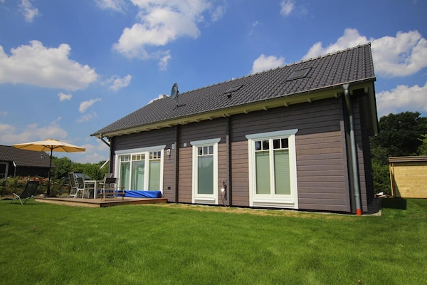 Stijlvolle blokhut met sauna bij de Schaalsee – 8 personen - thumbnail 2