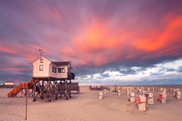 Licht appartement met balkon aan de golfbaan in St. Peter-Ording - thumbnail 5