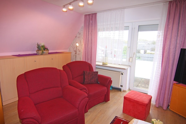 Gerenoveerd 2-kamerappartement met balkon op loopafstand van centrum Büsum - thumbnail 6
