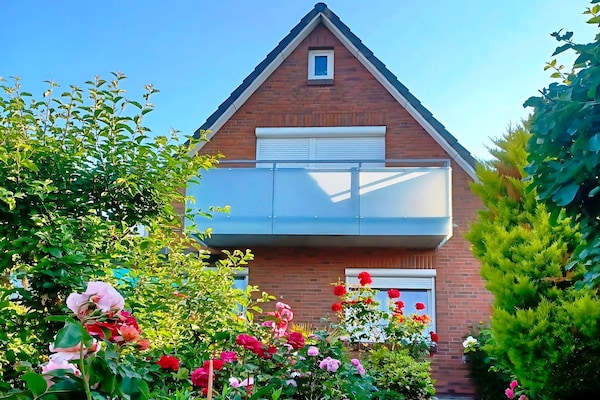 Gerenoveerd 2-kamerappartement met balkon op loopafstand van centrum Büsum - thumbnail 3