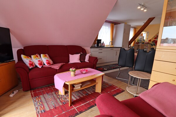Gerenoveerd 2-kamerappartement met balkon op loopafstand van centrum Büsum - thumbnail 4