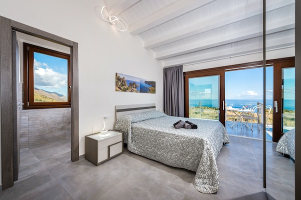 8-persoons villa met privézwembad in Castellammare del Golfo · 8 pers. - thumbnail 4