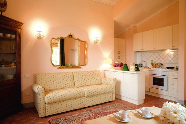 Vrijstaand Toscaans vakantiehuis met zwembad op golflocatie in Gambassi Terme - thumbnail 2