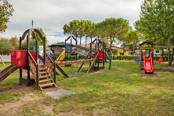 Luxe stacaravan voor 6 personen in Sirmione bij het Gardameer - thumbnail 6