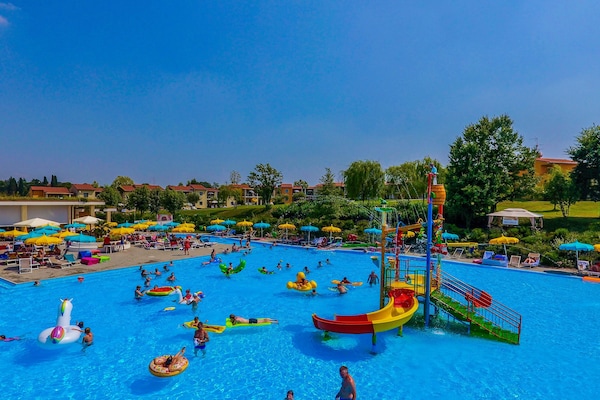 Comfortabel appartement voor 6 personen in Castelnuovo del Garda - thumbnail 3