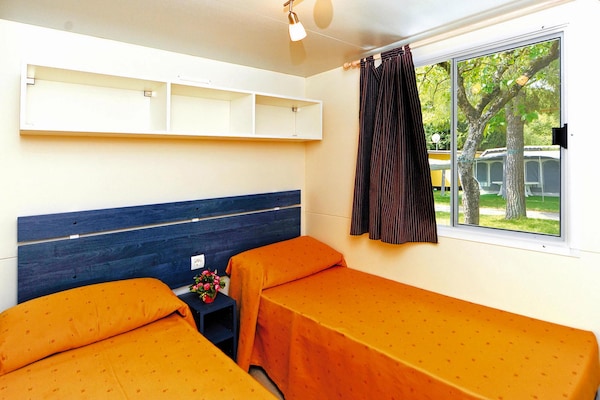 Mobile Home Standard Plus aan het Gardameer met 2 slaapkamers en 2 badkamers - thumbnail 6