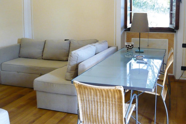 Modern appartement met zwembad en uitzicht in Rio nell'Elba - thumbnail 4