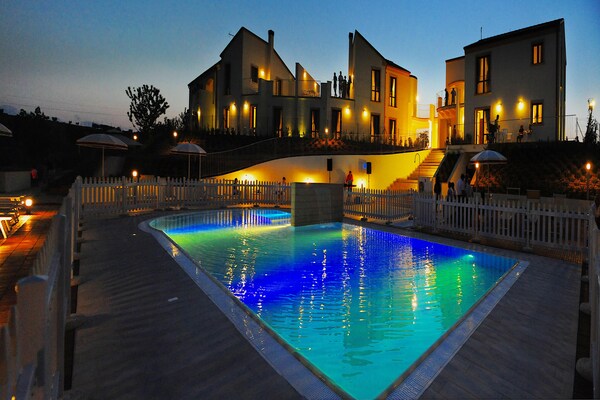 Appartement op eco-vakantiepark Contea dei Ciliegi met zeezicht in Pedaso - thumbnail 3