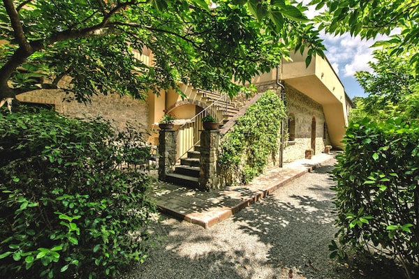 Authentiek Toscaans appartement op 18e-eeuws landgoed met zwembad - thumbnail 6