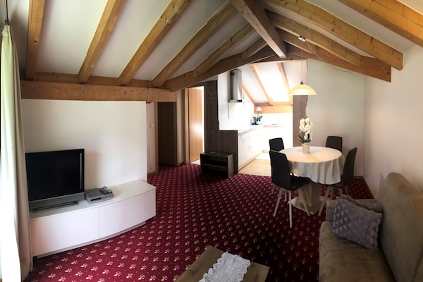 Zonnig appartement bij Goldrain met zwembad en uitzicht op de bergen - thumbnail 4