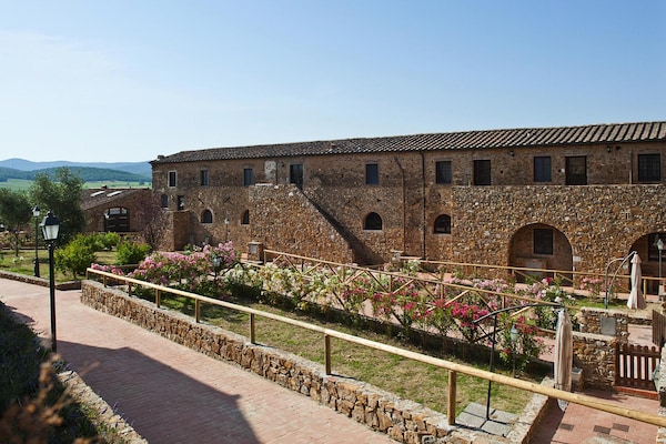 Rustiek appartement in Campiglia Marittima met panoramisch uitzicht · 3 pers. - thumbnail 4