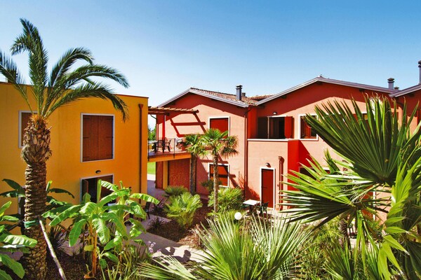 Knus appartement op groen vakantiepark nabij Peschiera del Garda - thumbnail 2