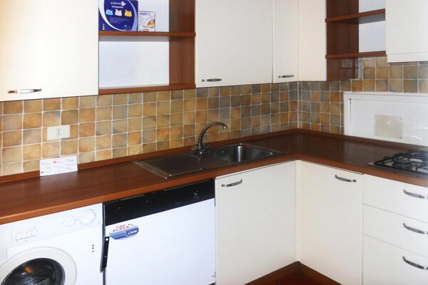 Authentiek appartement op heuveltop met panoramisch zeezicht bij Stintino - thumbnail 5