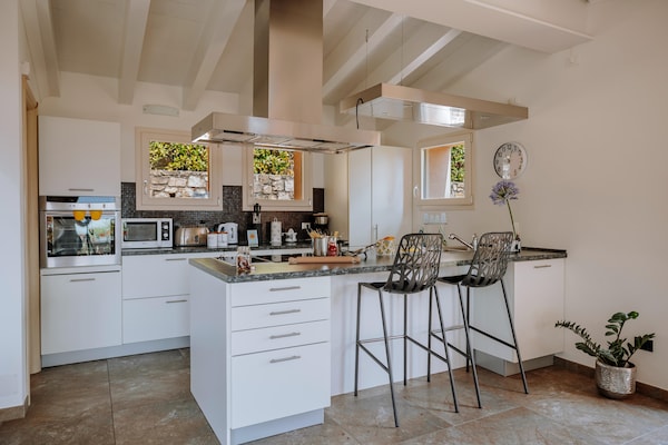 Moderne villa met privétuin en uitzicht op het Gardameer in Gargnano - thumbnail 3