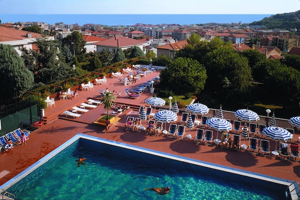 Appartement in Pietra Ligure: centrum op 800m en dicht bij zee - thumbnail 2