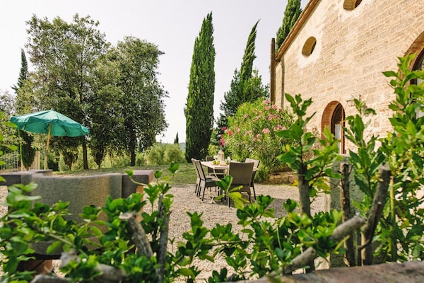 Authentiek Toscaans appartement op landgoed met zwembad bij Santo Pietro Belvedere - thumbnail 2