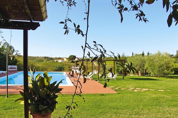 Authentiek Toscaans appartement op landgoed met zwembad bij Vinci - thumbnail 6