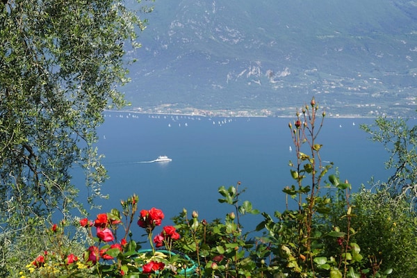Romantisch appartement met meerzicht in Limone sul Garda - thumbnail 5