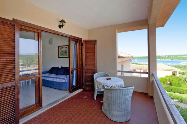 6-persoons appartement op 350m van het strand in Golfo Aranci - thumbnail 5
