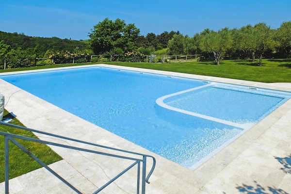 Ruim Toscaans appartement voor 6 personen in Gambassi Terme - thumbnail 3
