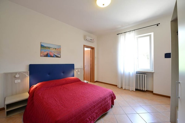 Familieappartement aan Gardameer met waterpark in Peschiera - thumbnail 6