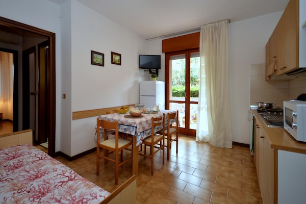 5-persoons appartement in Lignano Pineta nabij zee en centrum - thumbnail 3