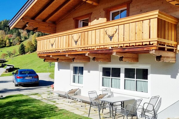 Ruim chalet op 1100m met panoramisch uitzicht in Flachau - thumbnail 6