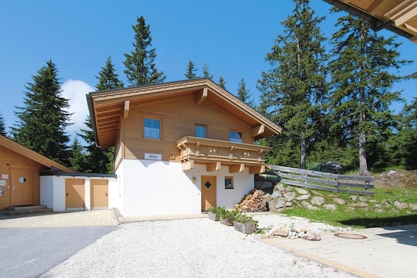 Chalet Max: Rustiek chalet aan de golfbaan in Hochkrimml voor 8 personen - thumbnail 6