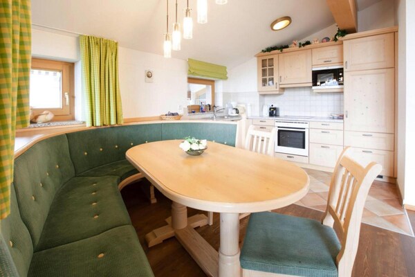 Chalet Bärlerhof: Zonnig appartement met panoramisch uitzicht in Königsleiten - thumbnail 3