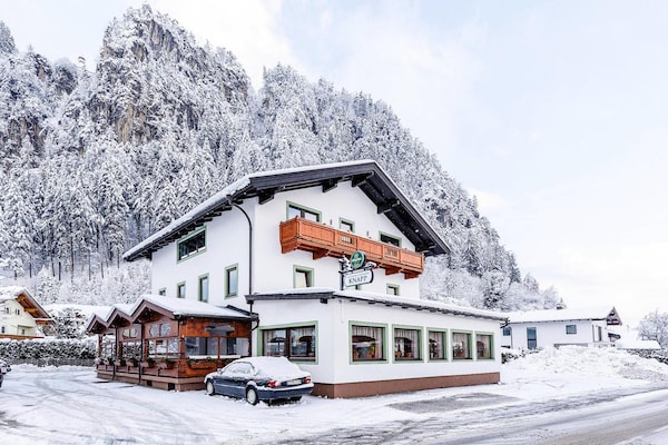 Modern penthouse appartement in Strass im Zillertal voor 8 personen - thumbnail 4