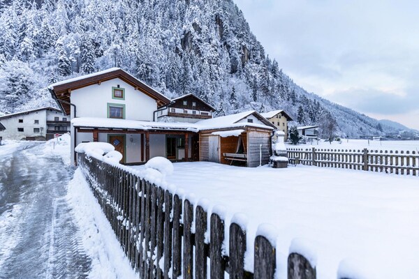 Ruim vakantiehuis Das Sattlerhaus in Strass im Zillertal - thumbnail 2