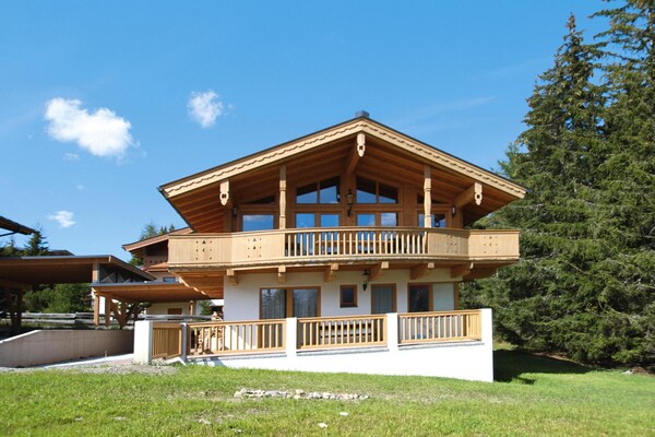 Chalet Bergdiamant: wellness & golf aan de voet van de Alpen - thumbnail 1