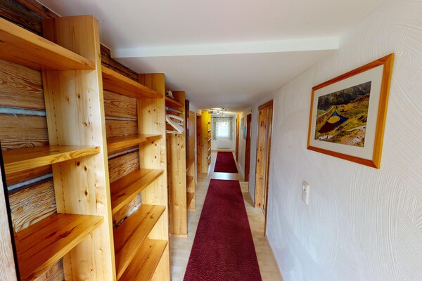 Appartement aan de bosrand in Neukirchen, 100m² voor 6 personen - thumbnail 4