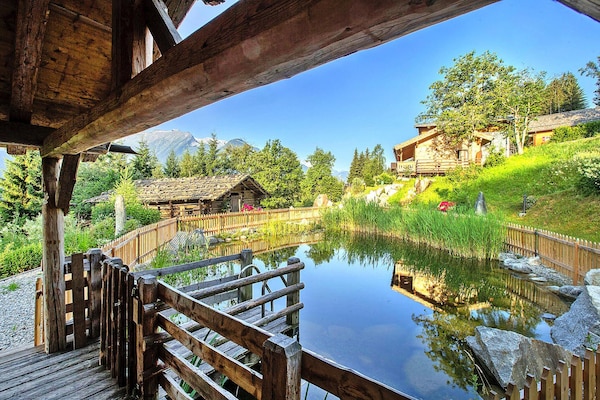 Vrijstaand chalet voor 4 aan de bosrand bij Neukirchen met zwembad - thumbnail 6