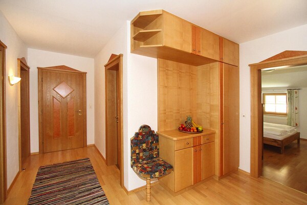 Ruim appartement voor 12 personen met sauna op 100m van de skilift in Itter - thumbnail 3